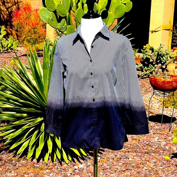 Womyn Tops - NWOT - WOMYN CASUAL TOP